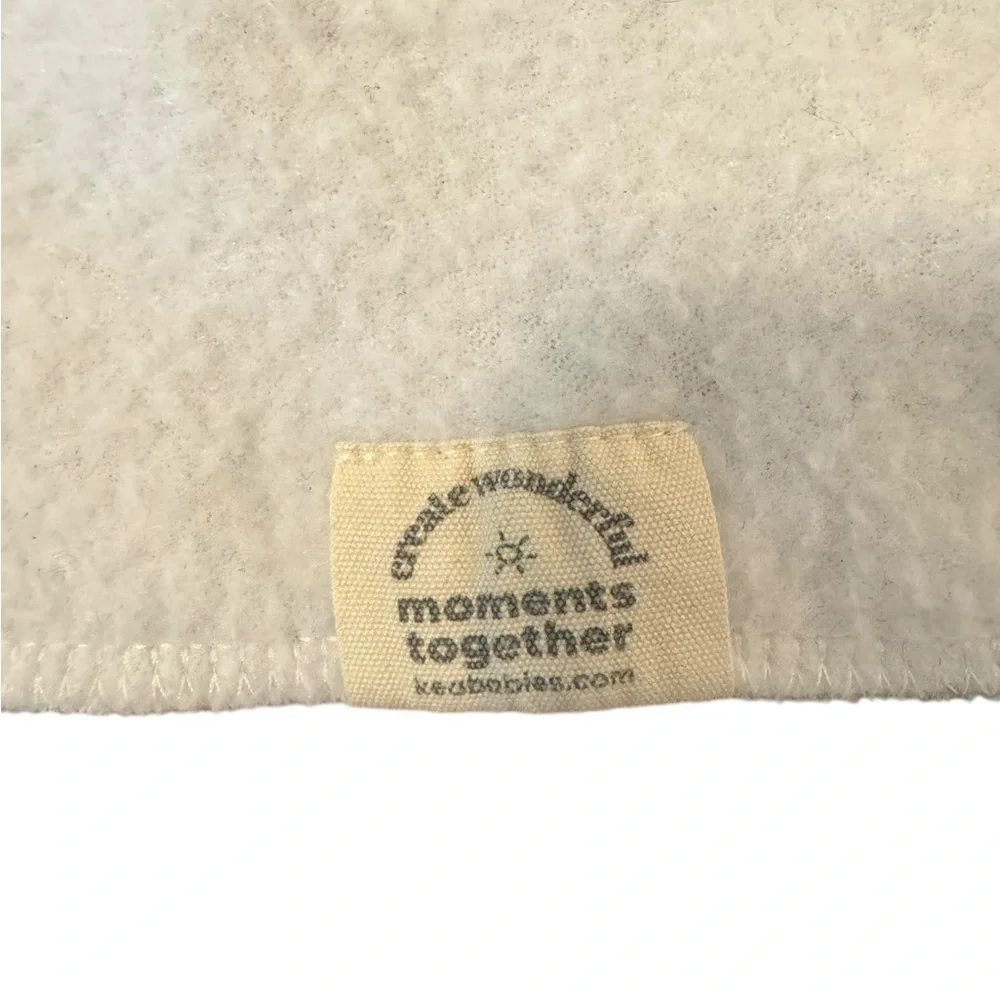 Babies’ Bibs & Hand Mitts. There Are 3 Different Bibs And 2 Pairs Of Hand Mitts.